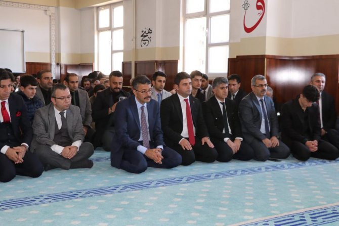 HAKKARİ'DE ŞEHİTLER İÇİN MEVLİT OKUTULDU