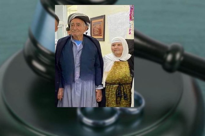 Yaşlı çiftler nikah kıydı.