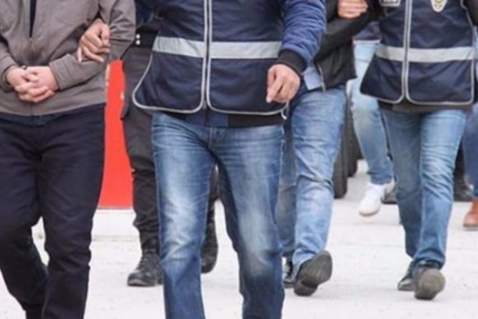 Hakkari'de 23 gözaltı