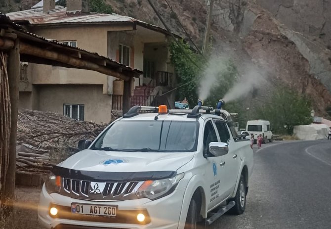 Geçimli köyünde biyolojik ilaçlama yapıldı