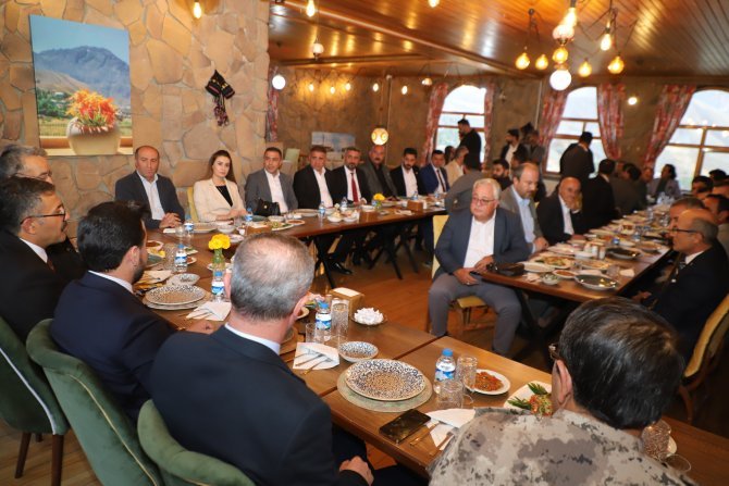 Hakan Taş Yazdı: Kütahyalı işadamlarından Hakkari'ye mesaj: 
