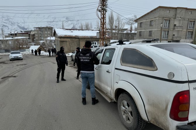 Polisi 570 kişiyi sorguladı