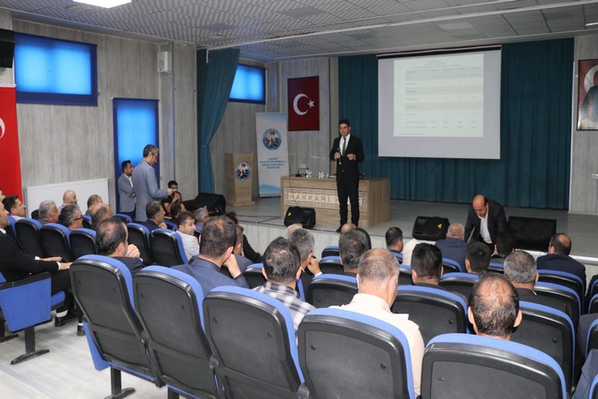 ÖĞRENCİLERİN MORAL VE MOTİVASYONLARI ÖNEMLİ