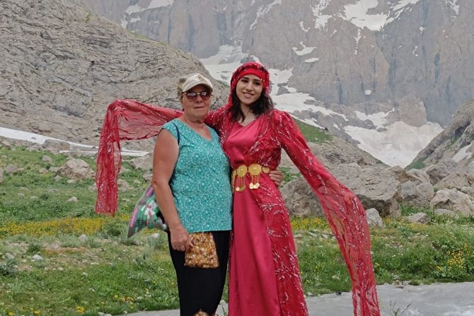 TURİSTLER HAKKARİ COĞRAFYASINA HAYRAN KALDI