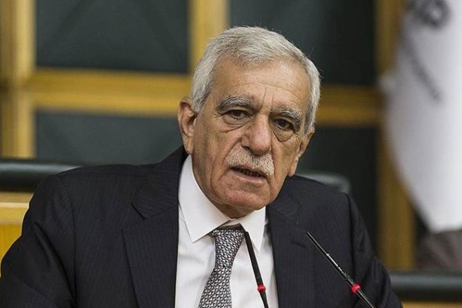 AHMET TÜRK'ÜN 3 YEĞENİ TUTUKLANDI