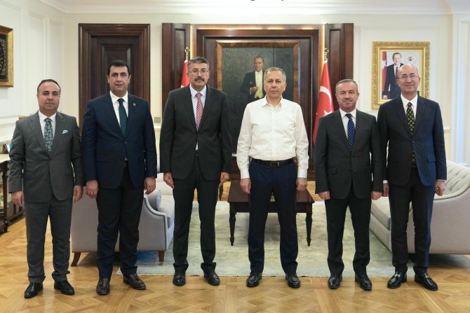 Hakkari Ankara'dan umutlu döndü