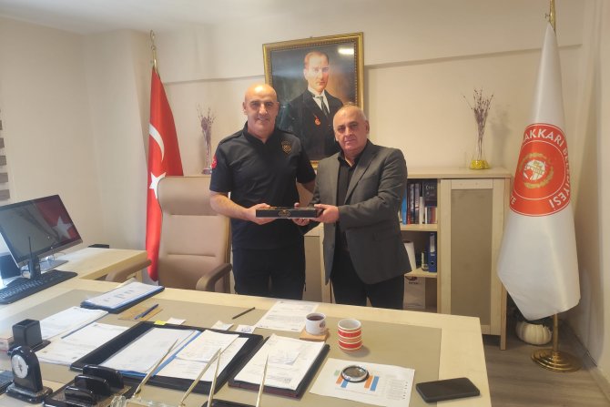 AKIN'DAN MÜDÜR KESKİN'E ZİYARET