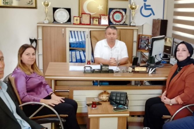 CHP heyetinden engelliler derneğine ziyaret
