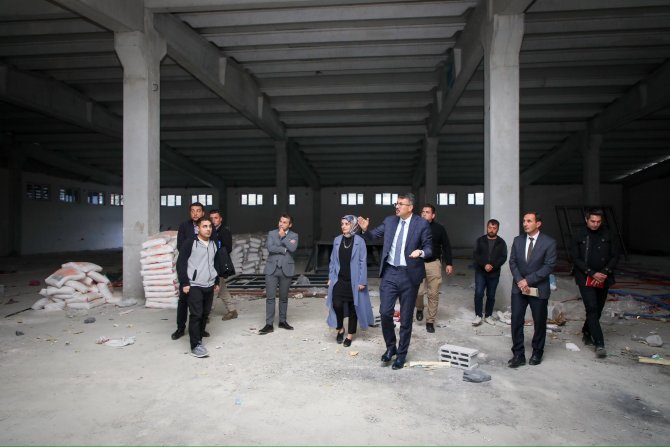 Vali Çelik' Tekstil kente incelemelerde bulundu