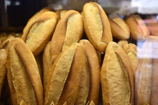 HAKKARİ’DE EKMEK 10 TL OLDU