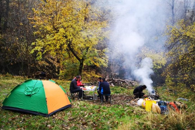 Hakkari'nin Sonbaharı ziyaretçilerini büyülüyor Metin KESKİN YAZDI