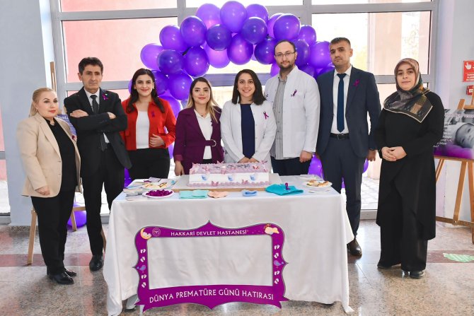 HAKKARİ'DE DÜNYA PREMATÜRE GÜNÜ ETKİNLİĞİ