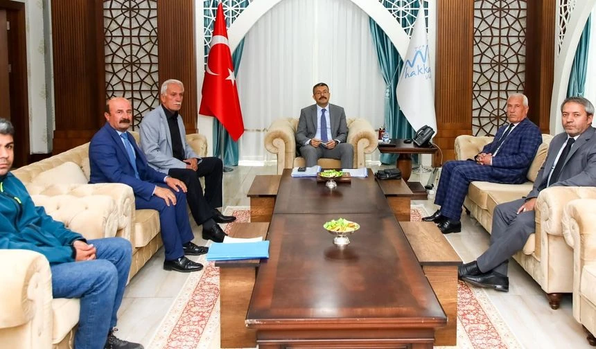 Köy Muhtarlarından Vali Çelik'e ziyaret