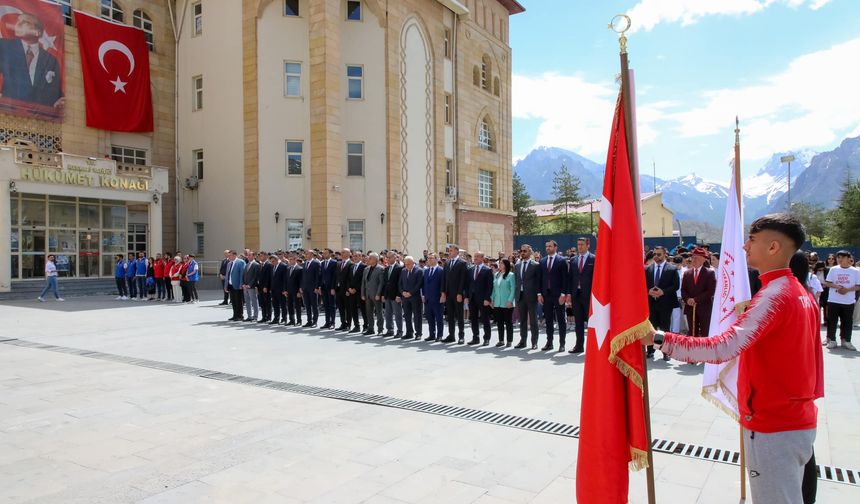 Hakkari'de 19 Mayıs kutlandı