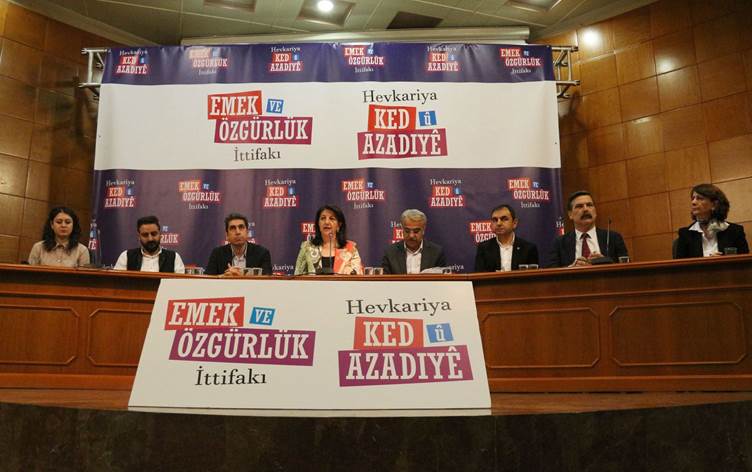 Emek ve Özgürlük İttifakı resmen duyurdu: Kılıçdaroğlu’nu destekleme kararı aldık