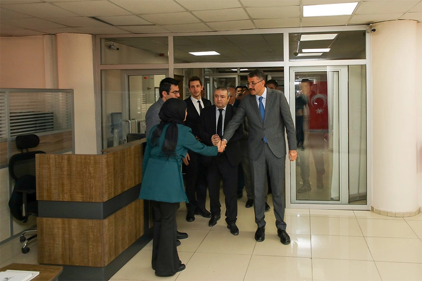 Vali Çelik'ten HATSO'yu ziyaret etti