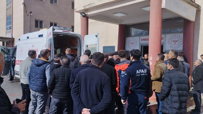 HAKKARİ'DE DEREYE DÜŞEN BİR KİŞİ HAYATINI KAYBETTİ