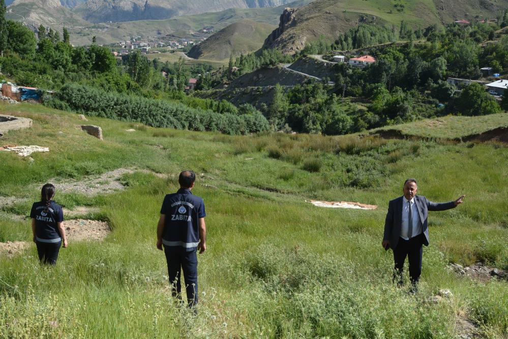 HAKKARİ'DE KURBAN SATIŞ YERİ BELİRLENDİ