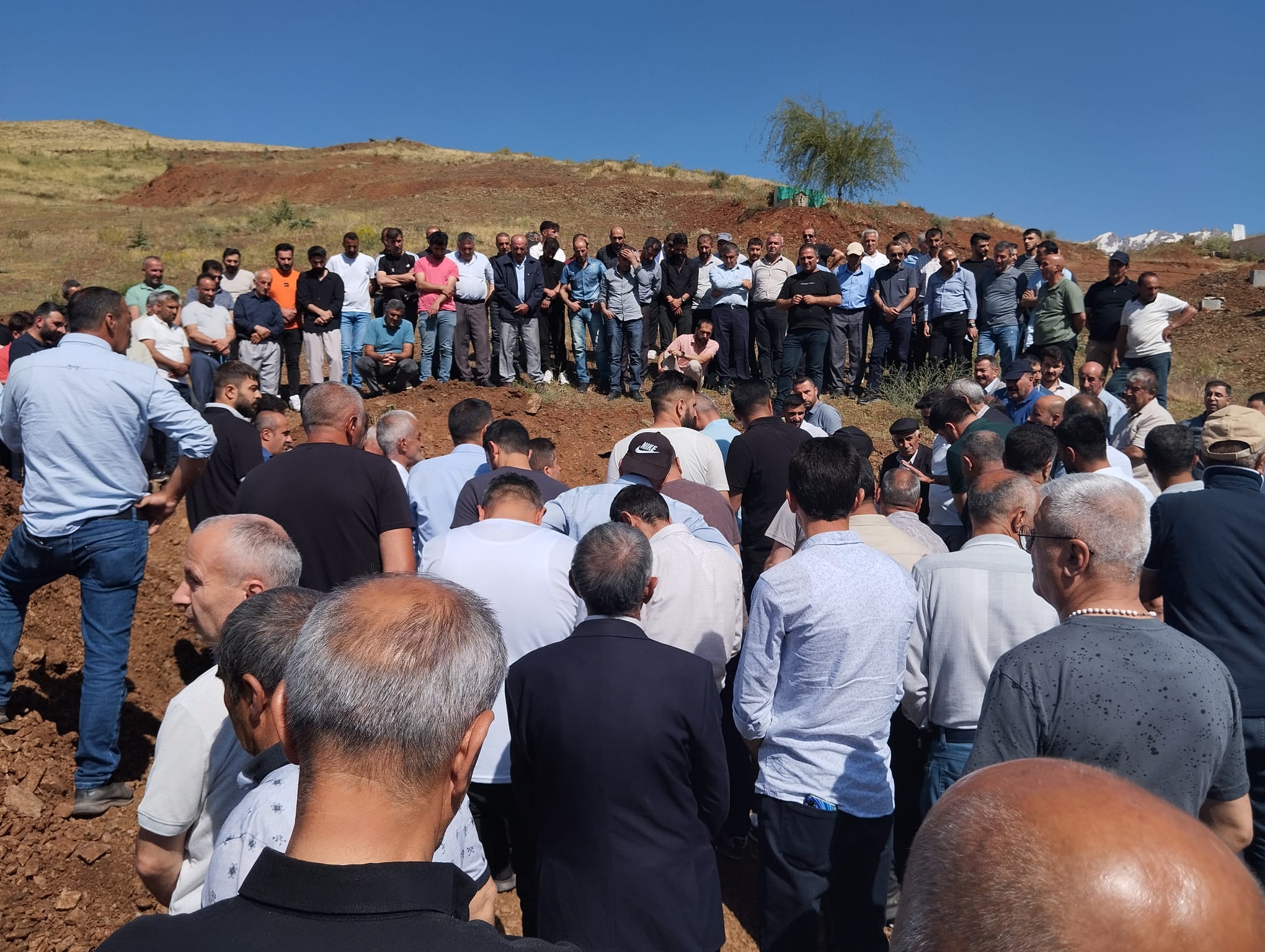 GAZİ MAHALLESİNDE TAZİYE KARARI! Hakan TAŞ YAZDI 