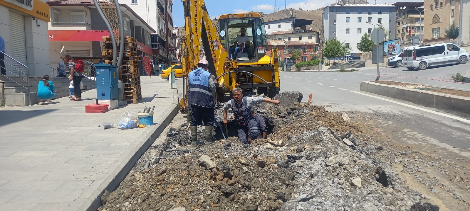 Su arızasına anında müdahele