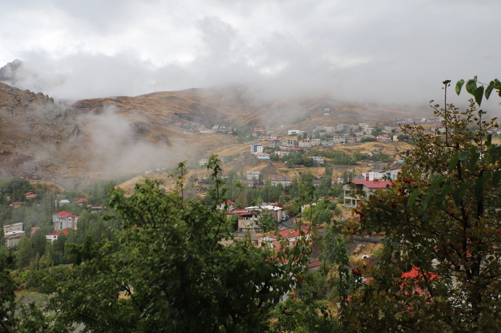Hakkari sağanak yağışların etkisi altında