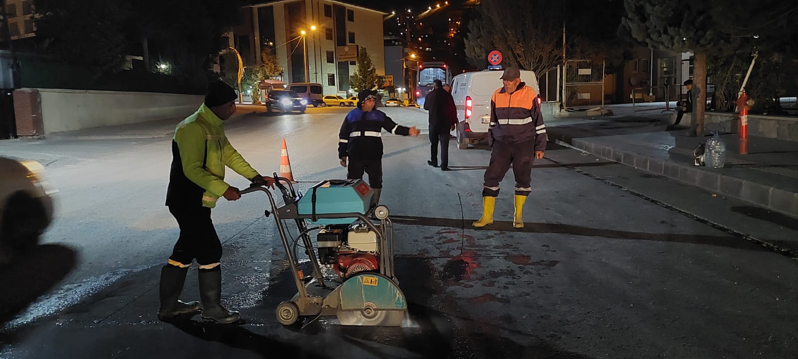 Belediye’den vana değişim operasyonu