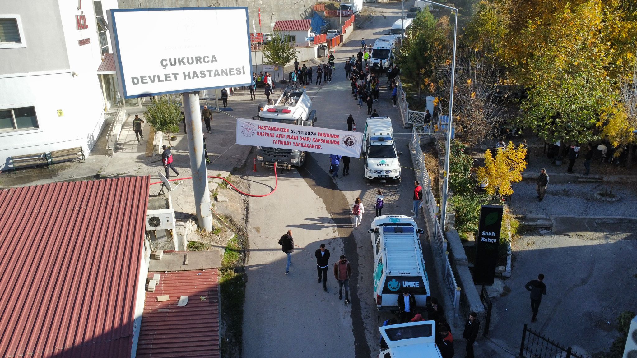 Çukurca Devlet Hastanesinde deprem, yangın ve tahliye tatbikatı gerçekleşti