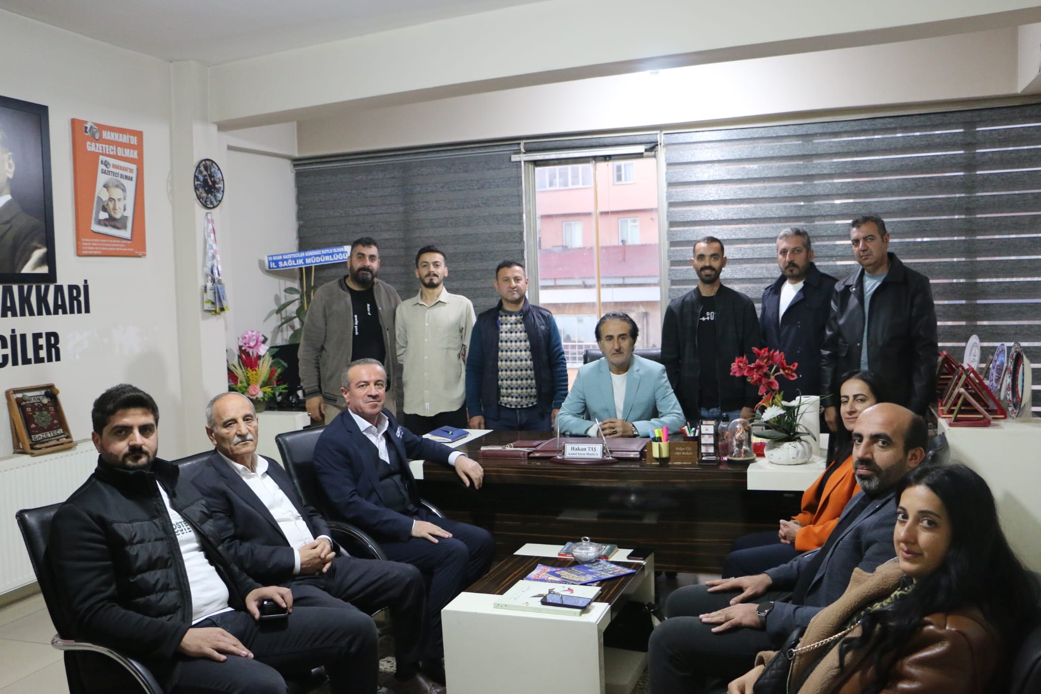 AK Parti'den Hakkari Gazeteciler Derneğine Ziyaret