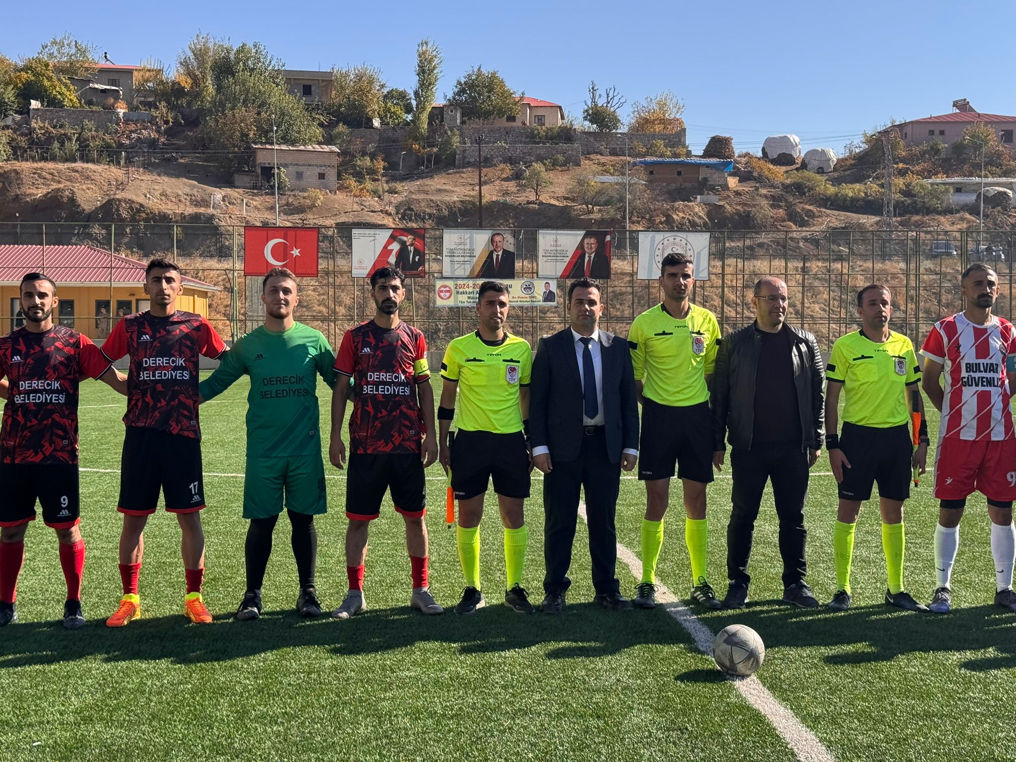 DERECİK BELEDİYE SPOR TARİHİ İLK MAÇINI KAZANDI