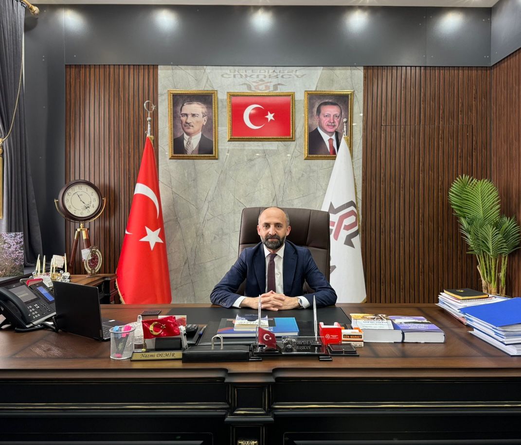 ÇUKURCA VE NAZMİ DEMİR ! Hakan TAŞ YAZDI 