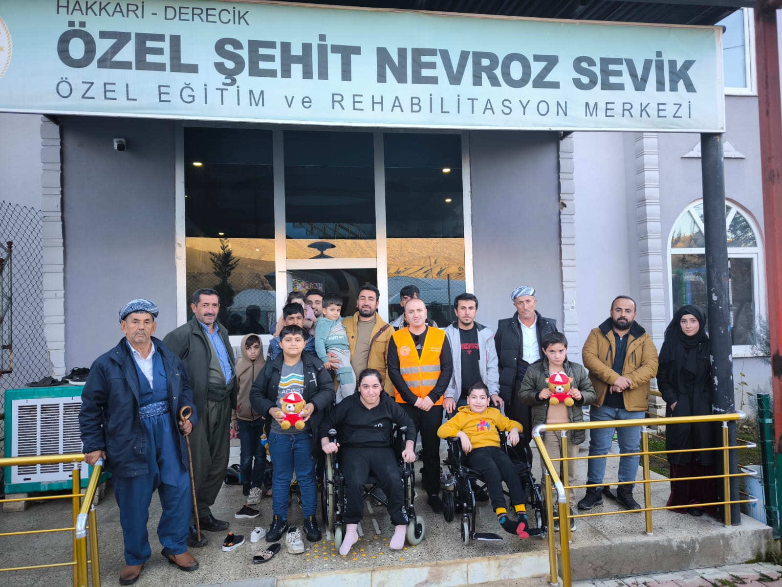 BAŞKAN AYDOĞDU'DAN DERECİK İLÇESİNE ZİYARET
