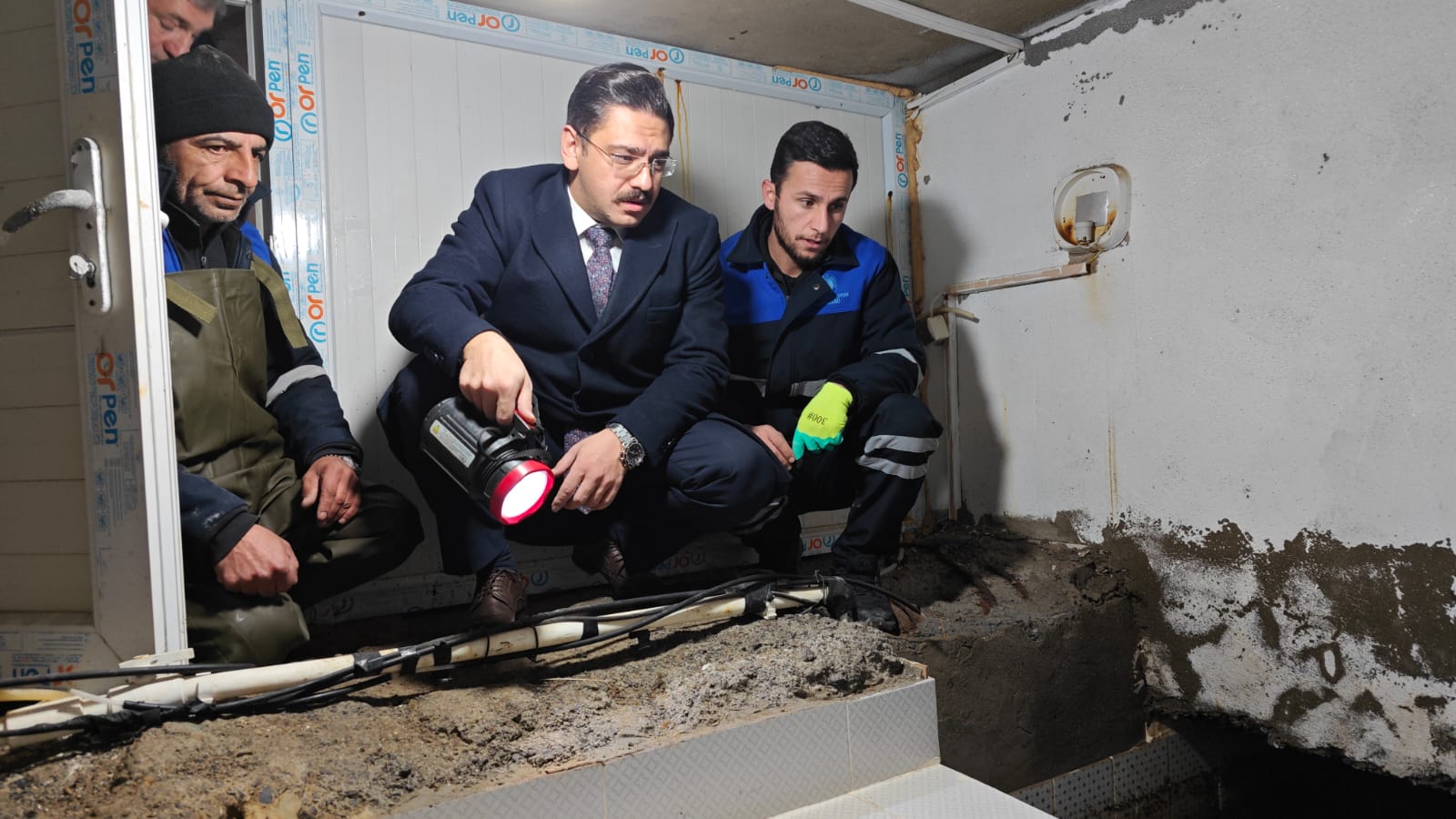 Mahmutoğlu, kentin içme suyu depolarını denetledi