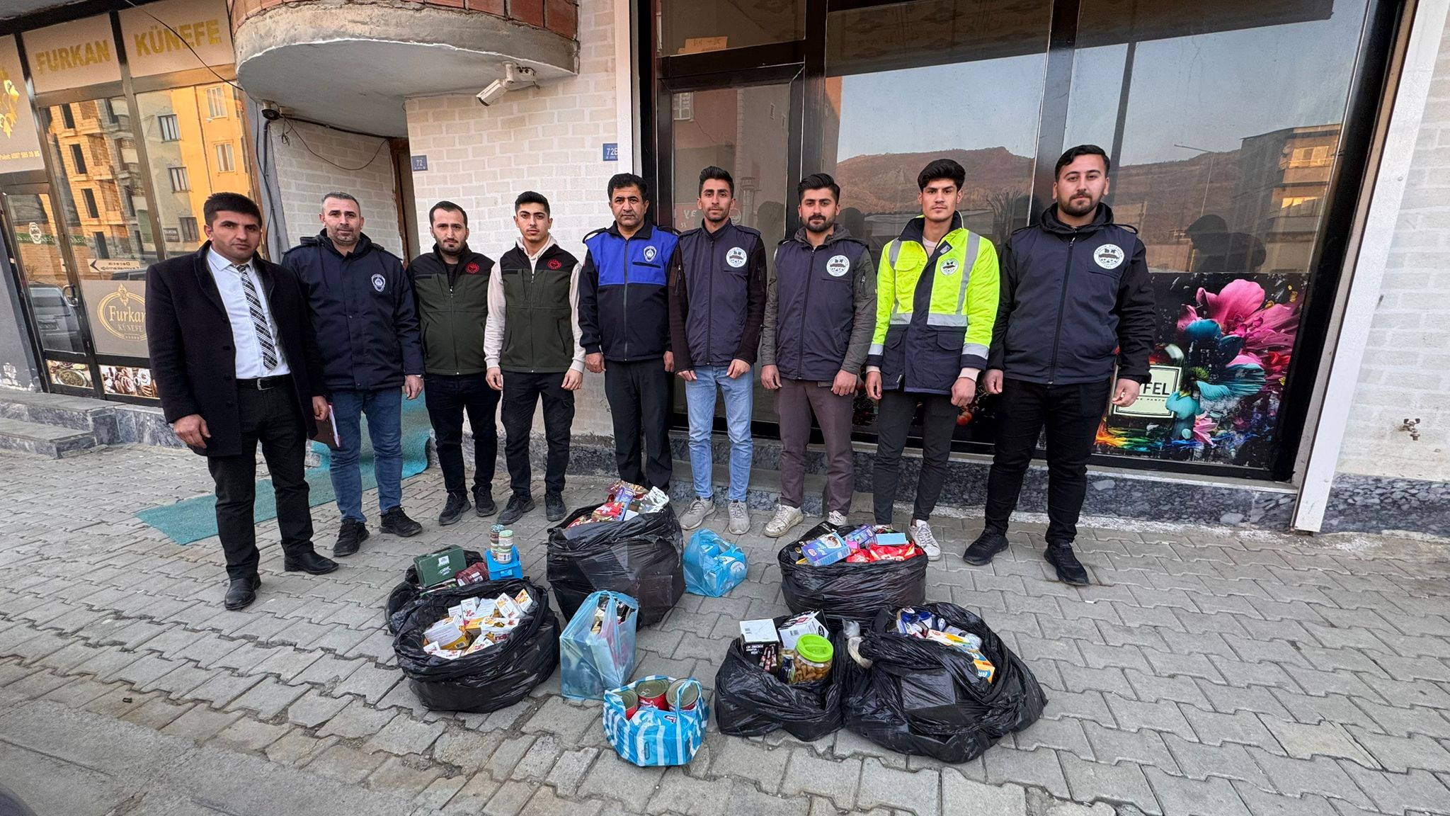 Derecik’te Tarihi Geçmiş Ürünlere Sıkı Denetim
