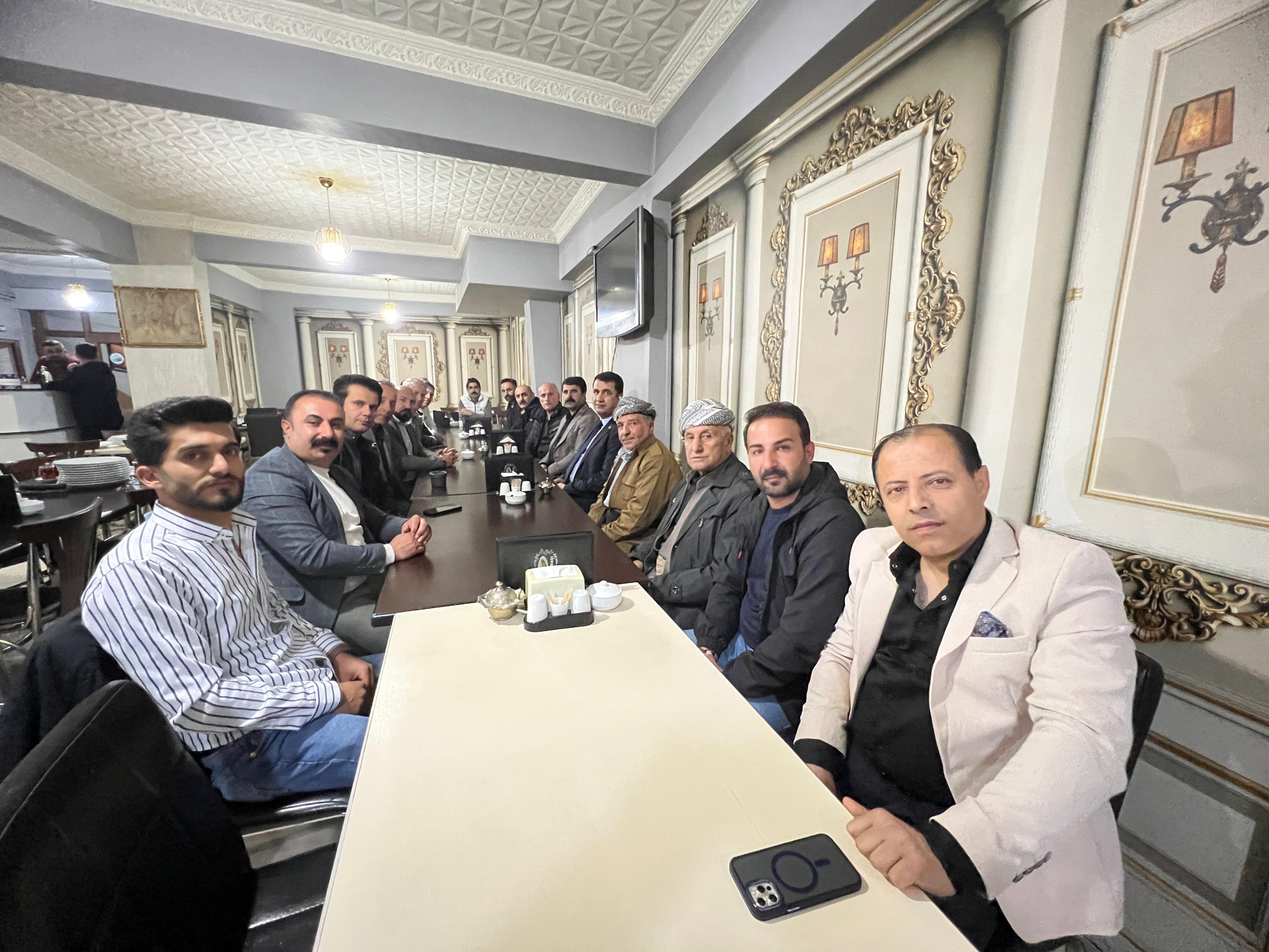 Başkan Şakar, Sanatçı ve Dengbejlerle Bir Araya Geldi