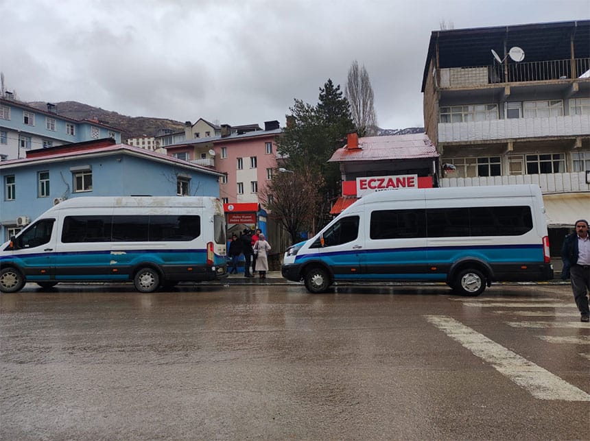 Hafta Sonu Nehri’ye Konforlu Ulaşım Başlıyor! Şemdinli Belediyesi’nden vatandaşlara ulaşım kolaylığı
