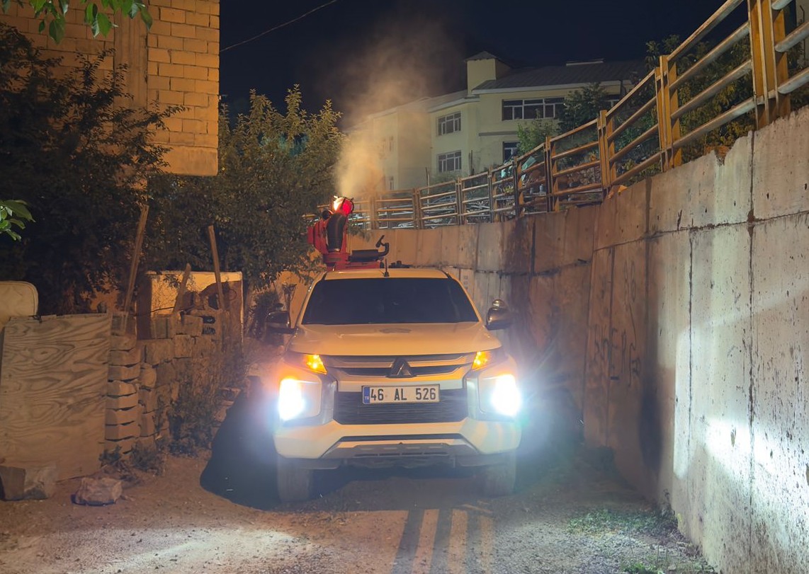 Hakkari’de sivrisinekle amansız mücadele