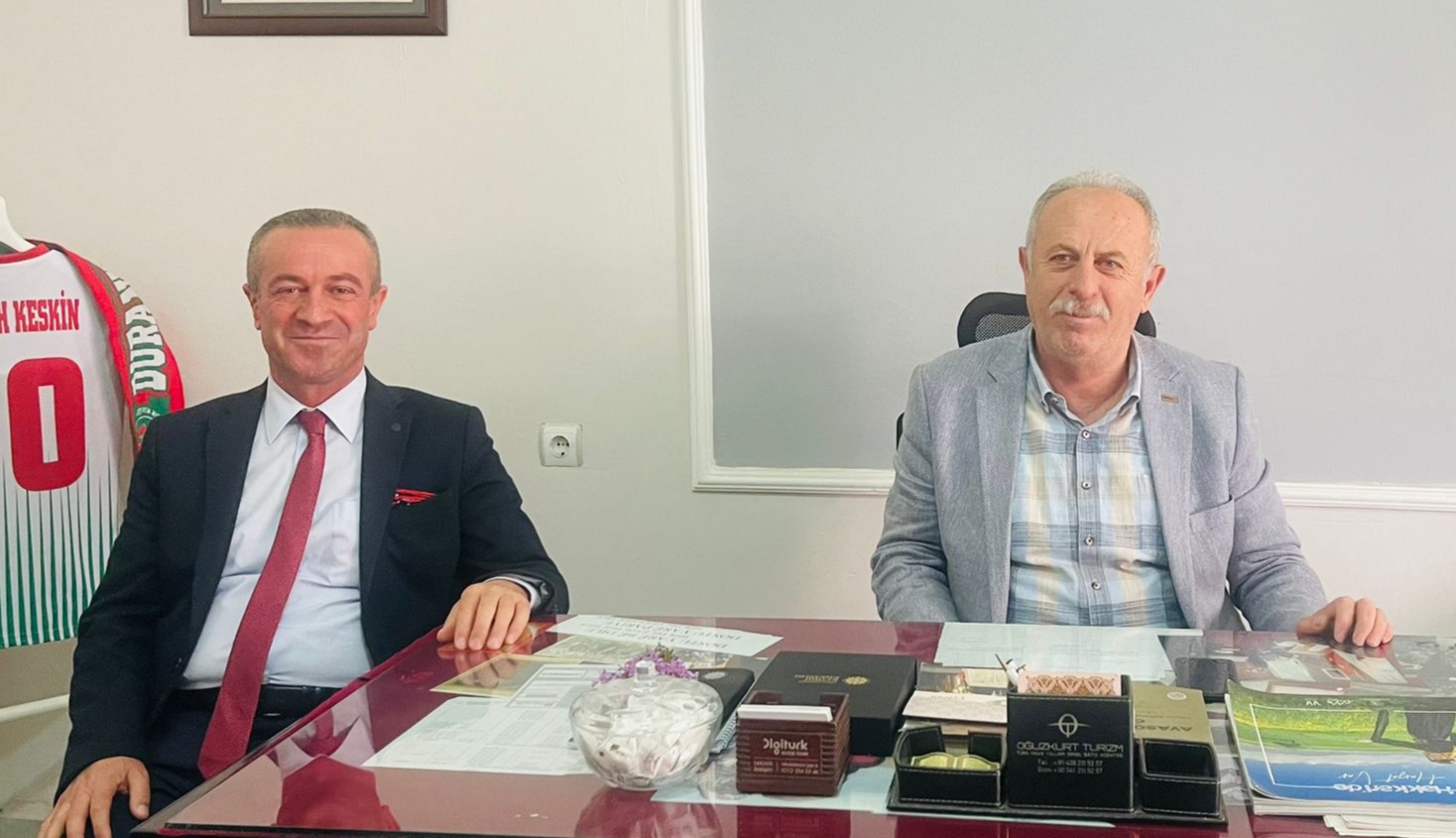 AK PARTİDEN AŞİRET LİDERİ KESKİN'E ZİYARET