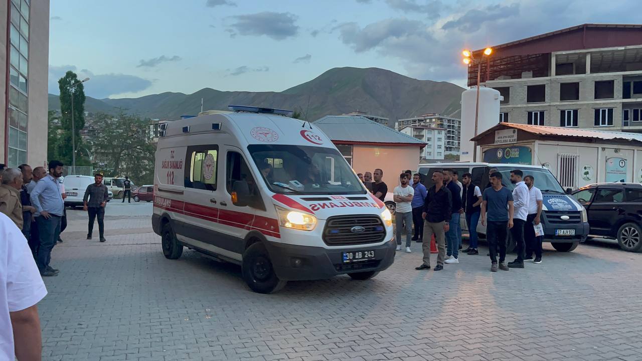    Yine Hakkari yine maden göçüğü: 2 yaralı