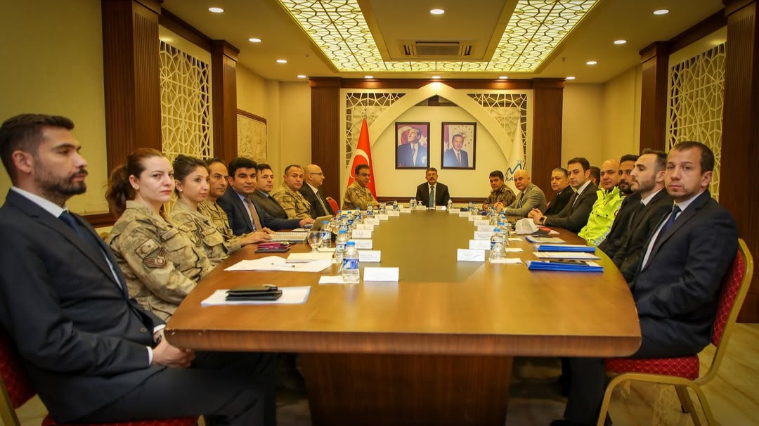 Hakkari'de Asayiş Toplantısı Gerçekleştirildi