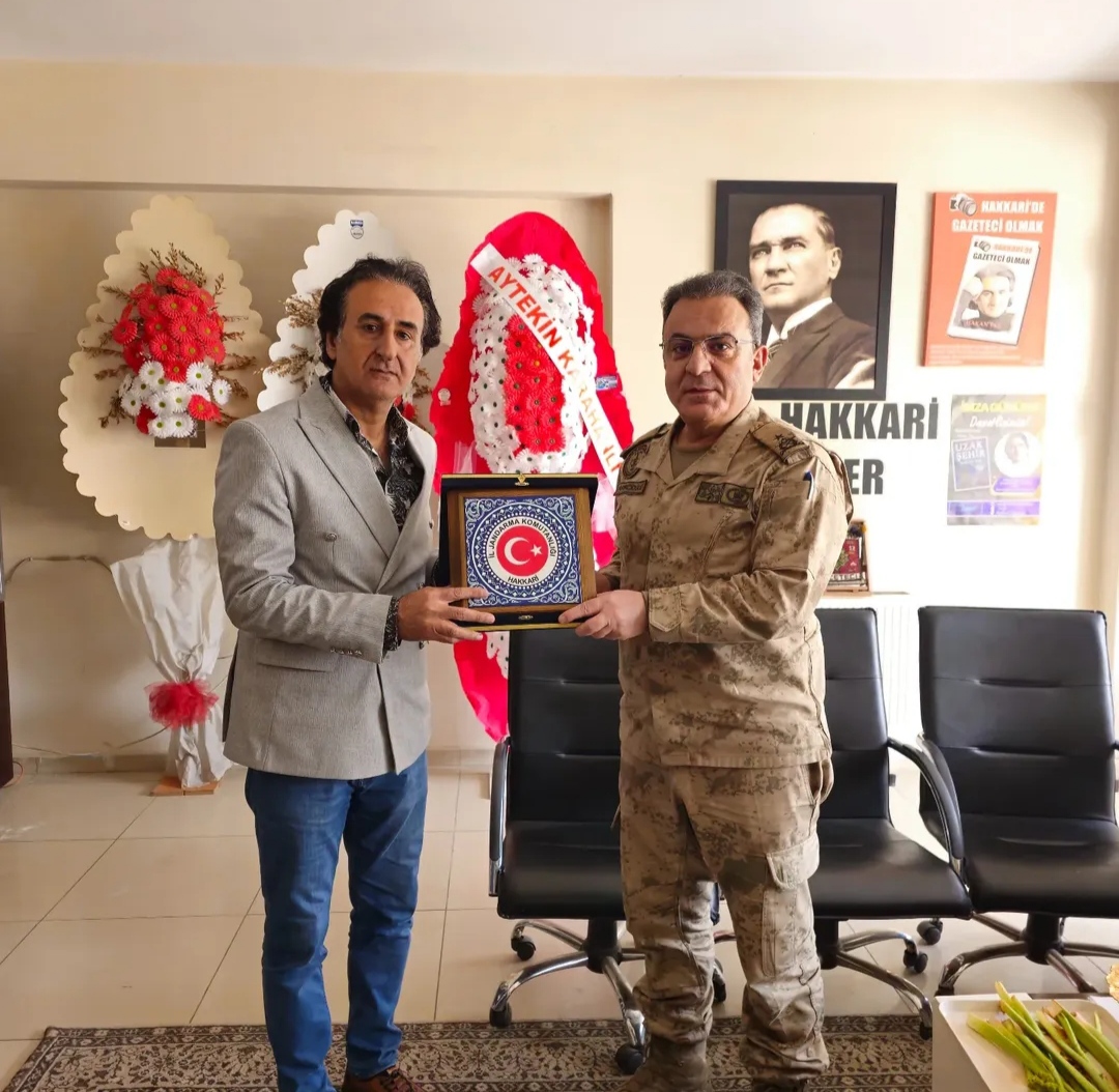 PAŞADAN HAKAN TAŞ’A ZİYARET!