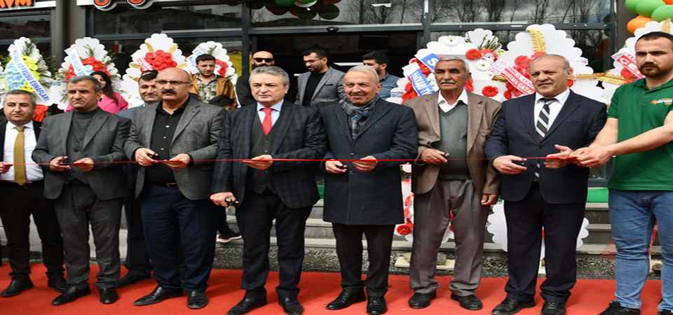 Hakkari'de Gross Marketi açıldı