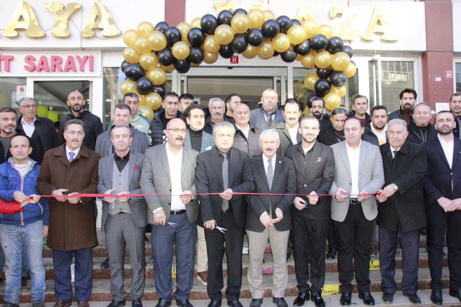 Hakkari’de C.K Apple Store Mağazası açıldı