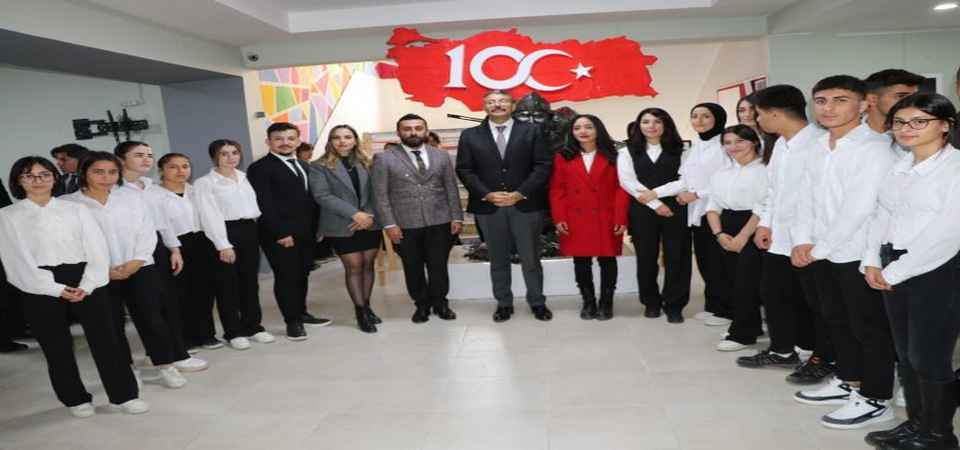 Güzel sanatlar'dan 100. yıla özel sergi