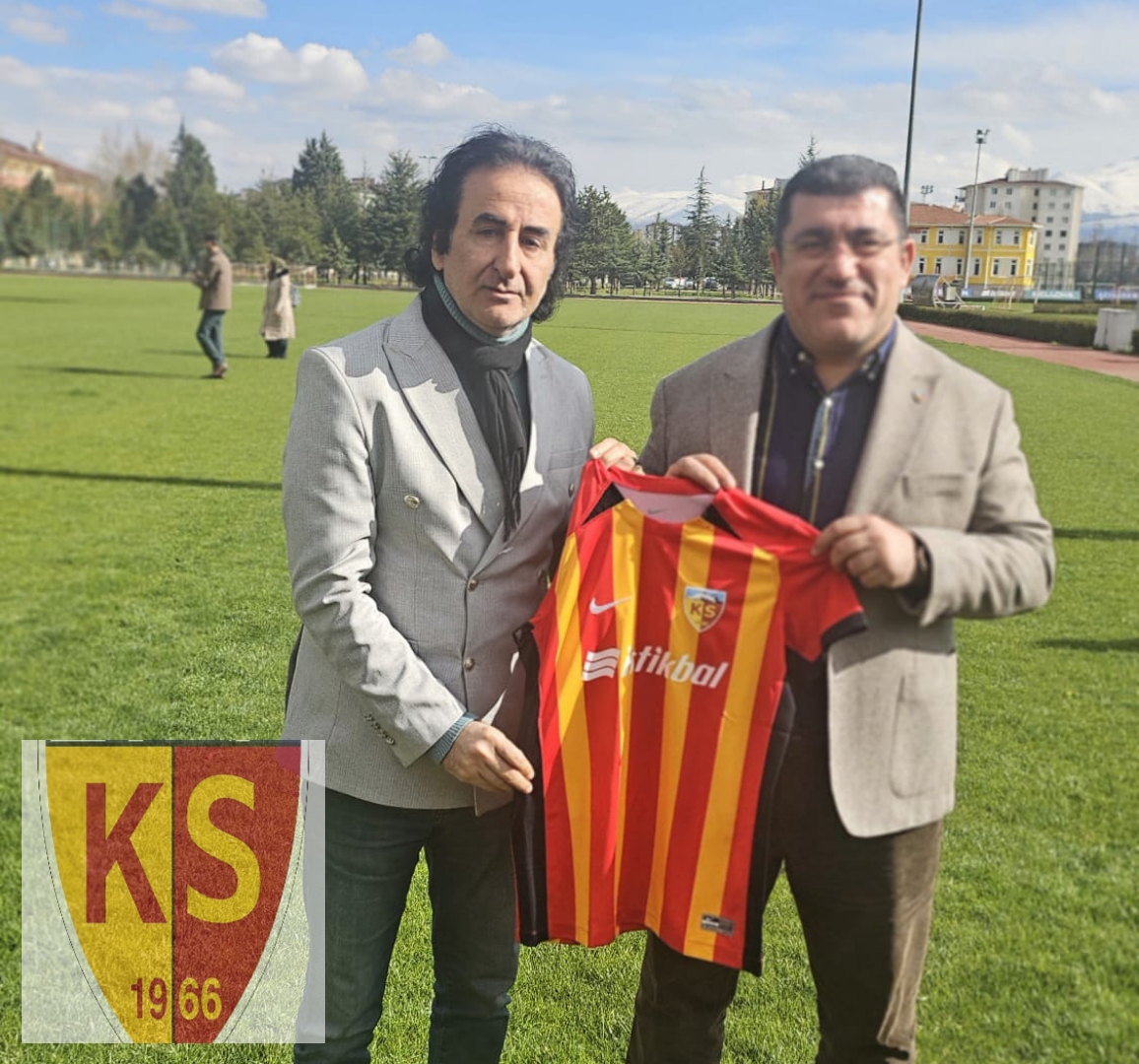 Kayseri’de Basın Zirvesi: Hakkari’ye Forma Jestli Mesaj