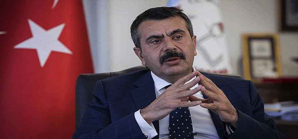 Bakan Tekin, Deprem Bölgesini Yerinden Yönetiyor.