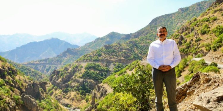 Dağların Valisi Ali Çelik ile Hakkâri’nin Yükselişi