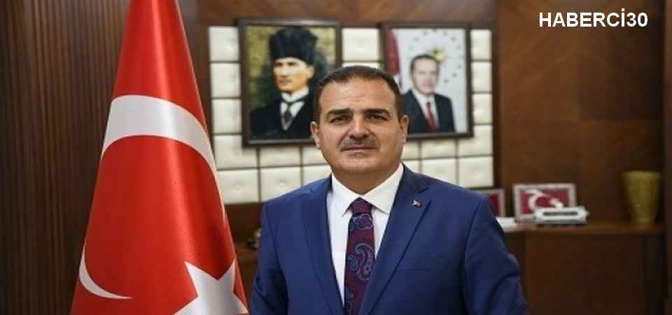 Vali Akbıyık'tan İstiklal Marşı kabulü mesajı