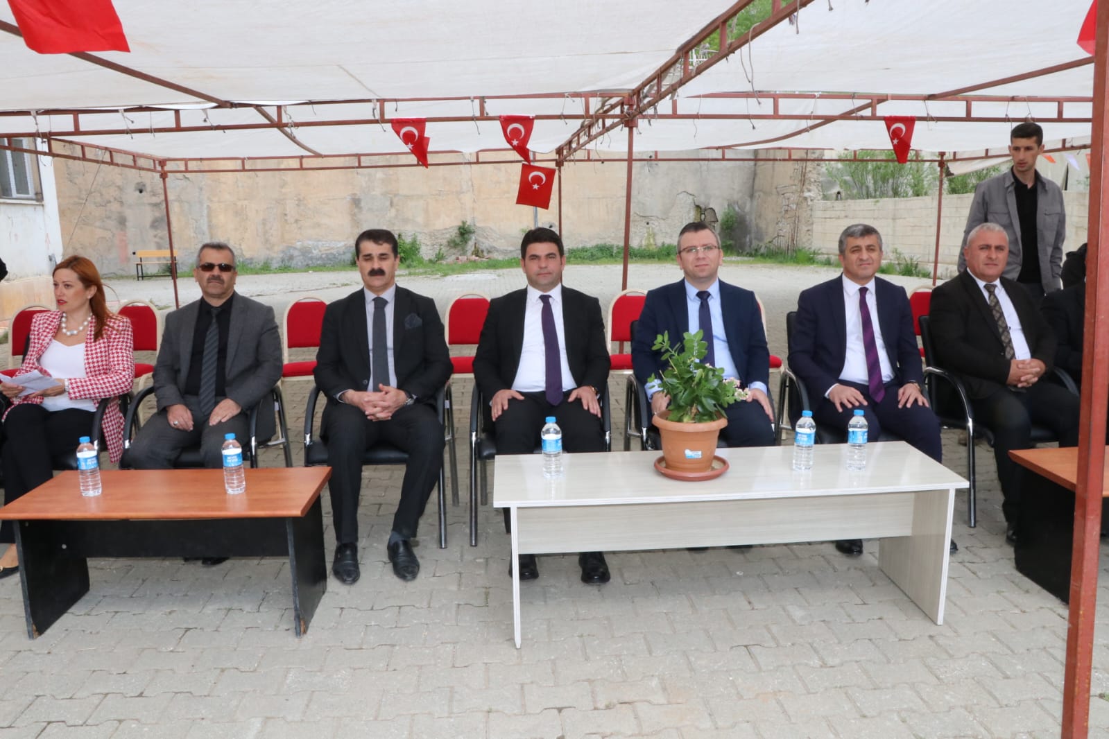 Hakkari’de, ODAP Bahar Şenlikleri