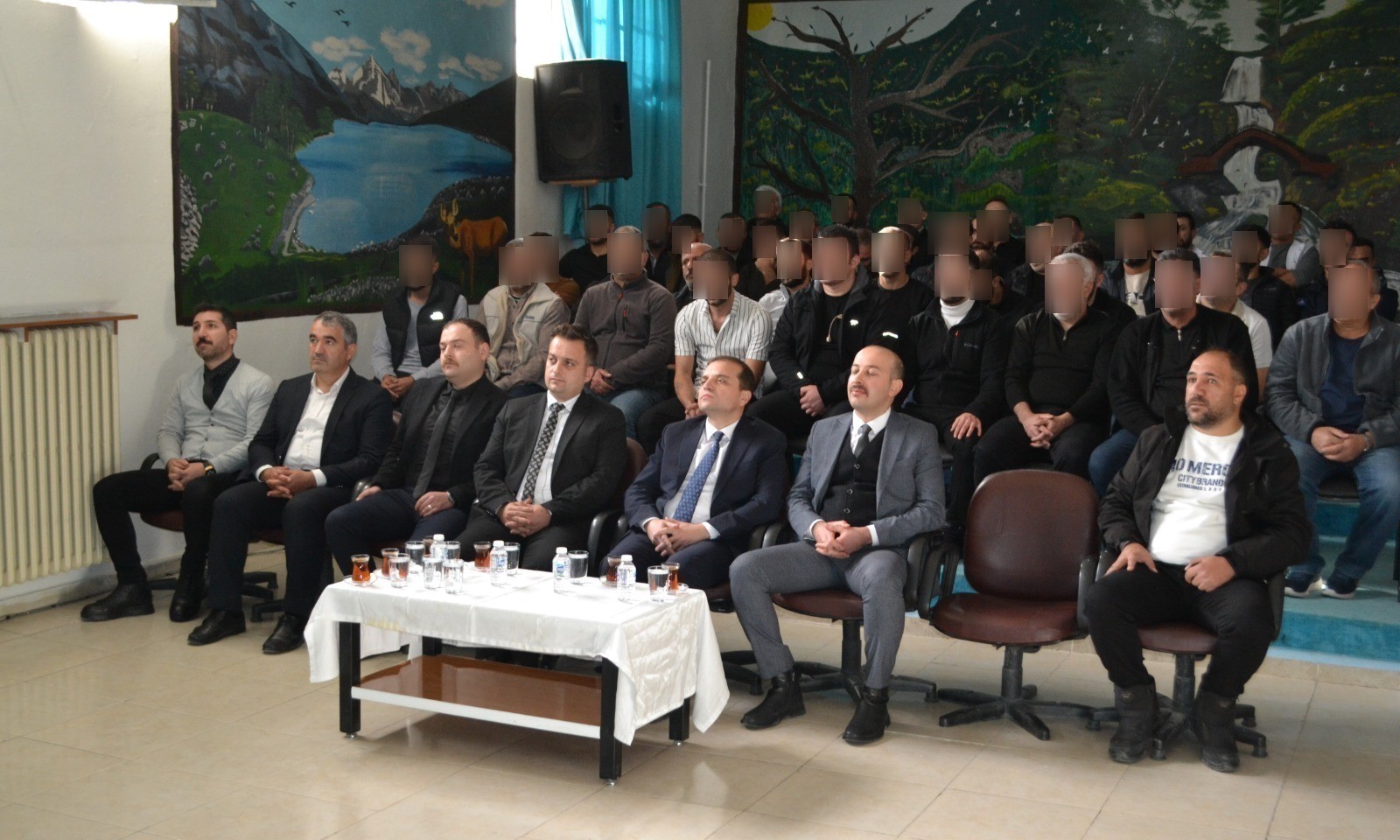 Yazar Hakan Taş, Cezaevinde Kader Mahkûmlarına Umut Oldu