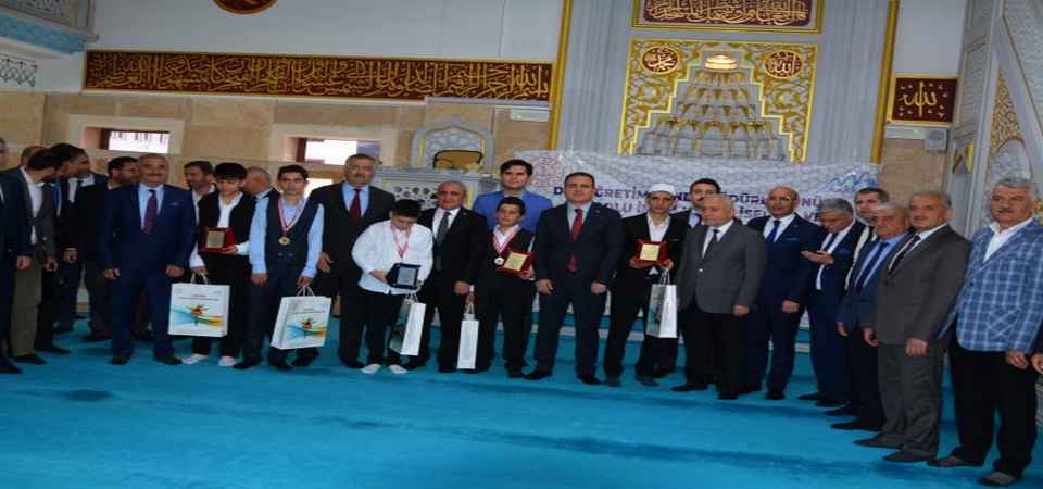 Genç hafızlık bölge yarışması Hakkari'de yapıldı